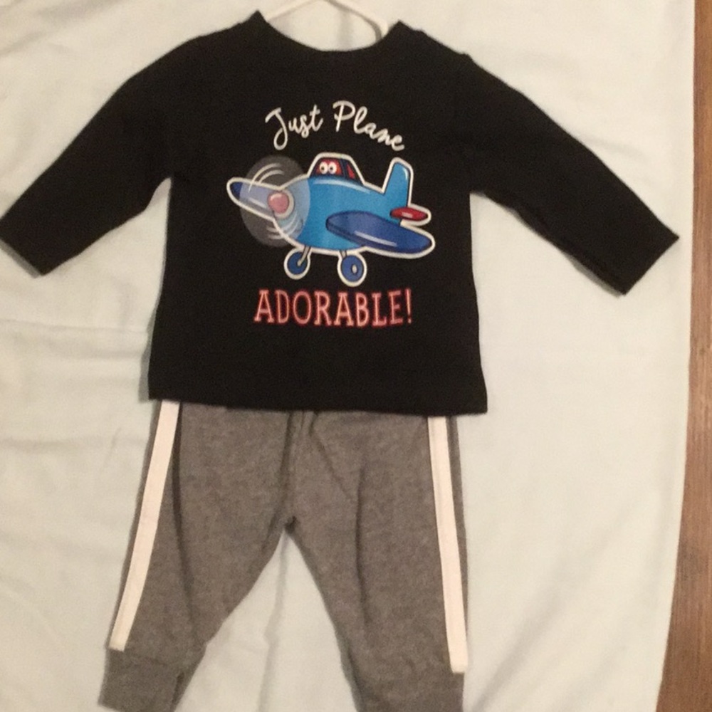 Garanimals NWOT long sleeve shirt and pants